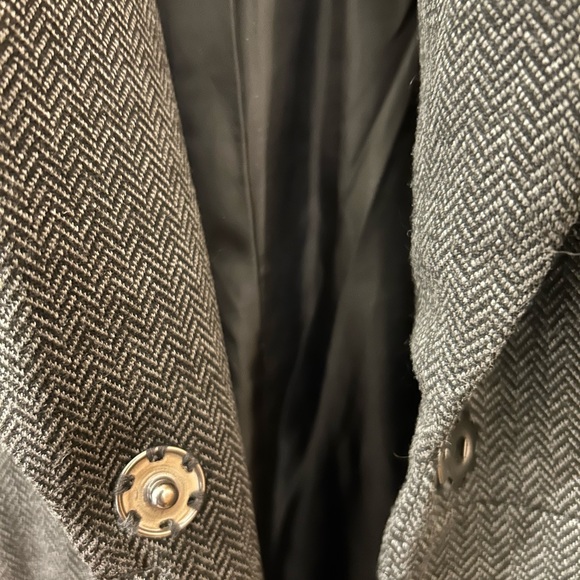 Blazer - Picture 2 of 4